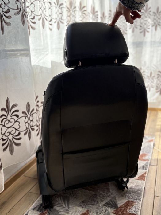 Interior Passat B6 – piele/alcantara cu încălzire