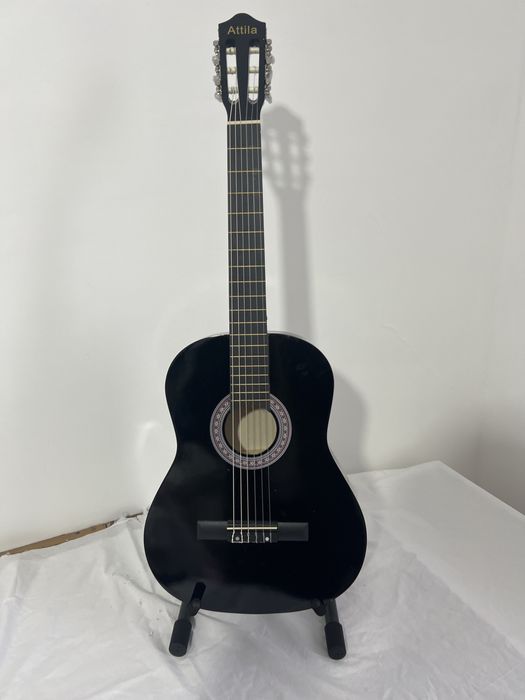 Продается гитары новый