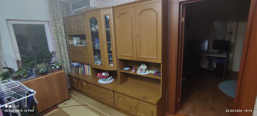 Продам стенку самовывоз