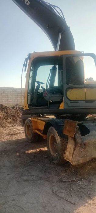 VOLVO EV180B 44000$ kelishiladi