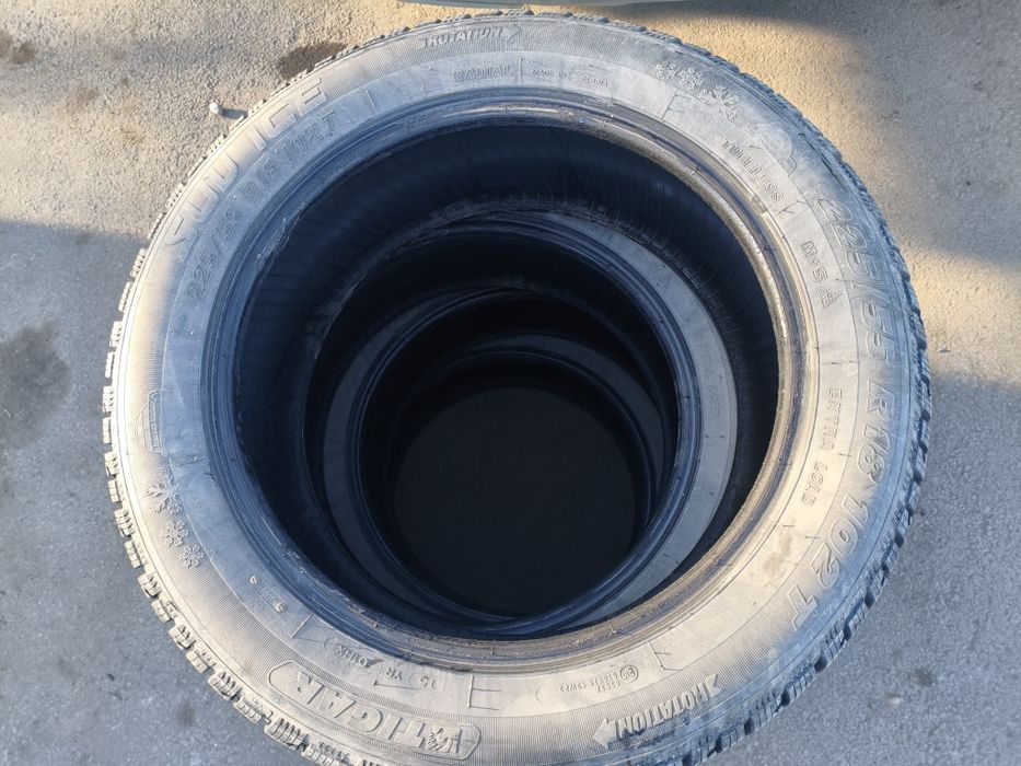 Продам резины на 18