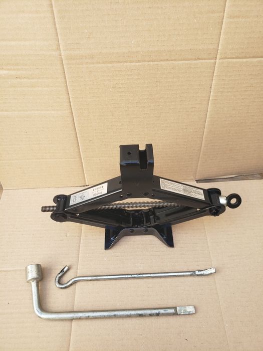 Kit pana cric cheie mazda cx3