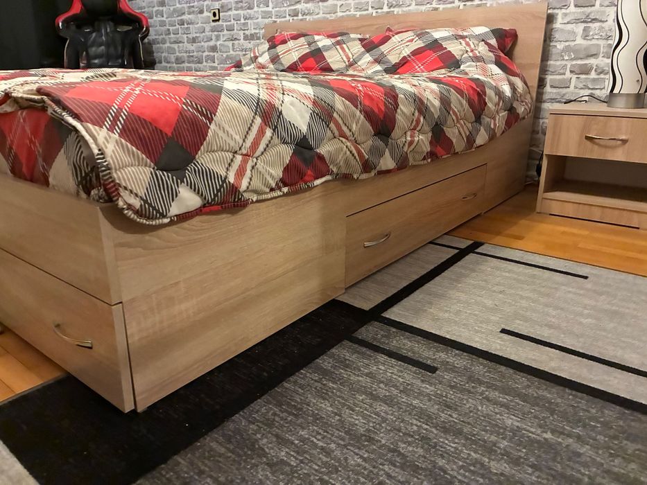 Ново кинг сайз легло спалня 200х160 с матрак нов