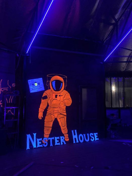 Yonadigan rasm chizamiz fosforda rassom. Художник фосфор ресуник.