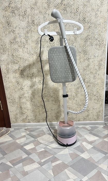 Продается паровой утюг