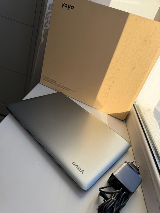 Ноутбук компьютер