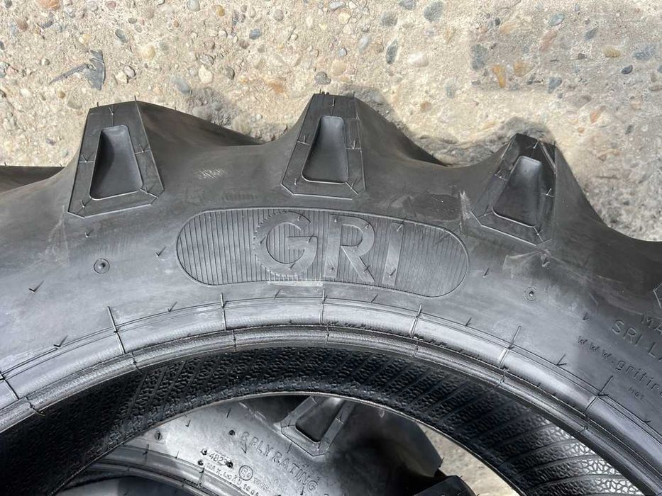 Cauciucuri noi marca GRI 12.4-28 cu 8 pliuri cu garantie