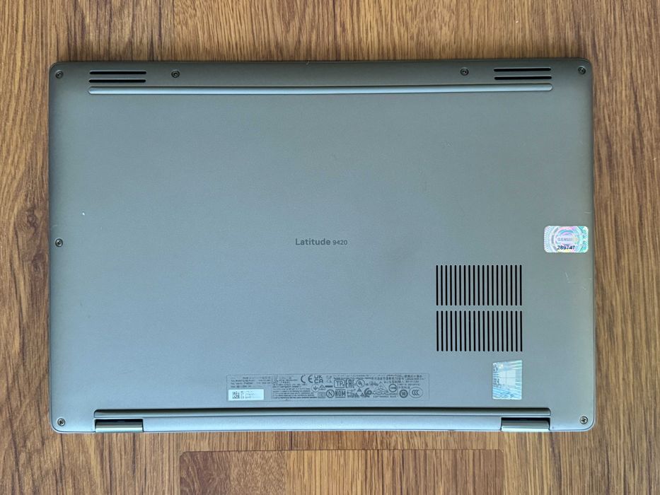 14' QHD+ Touch 2 in 1 i7-1185G7 DELL Latitude 9420 16GB RAM/512GB NVMe