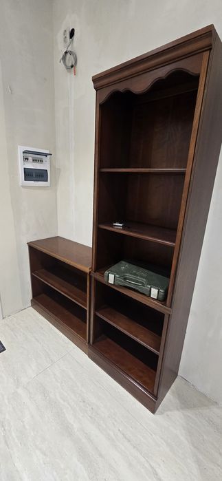 Продам стол и стулья Drexel из красного дерева