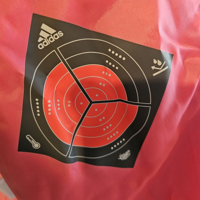 Ново яке Adidas s-m размер