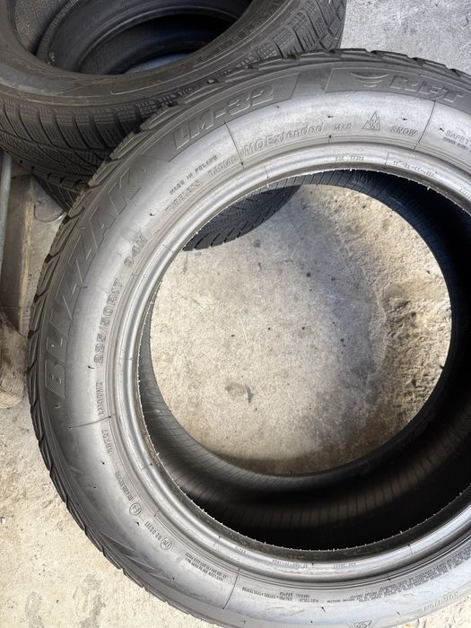 4 anvelope iarna 225/50/17 , Bridgestone, RunFlat  , 6.5-7 mm !