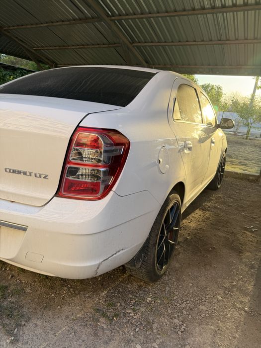 Chevrolet Cobalt 2024 — 3