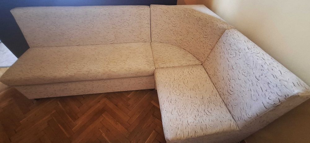 Трапезен ъгъл с функция сън