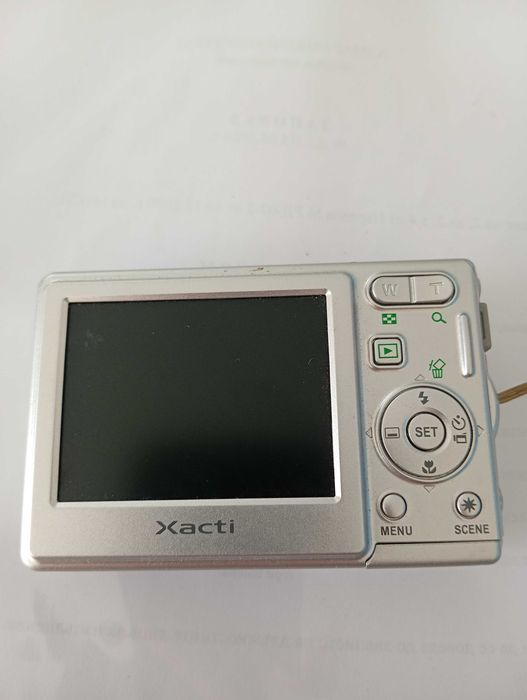 Цифров фотоапарат SANYO 7.1 MP