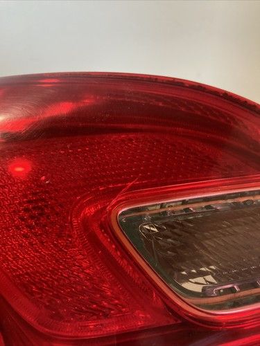Заден ляв вътрешен стоп за Vauxhall Astra 1.3 Cdti (2012)