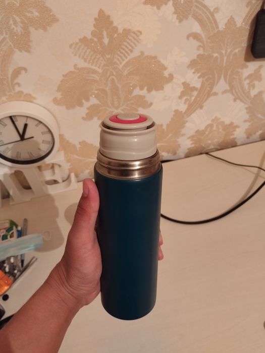 Термос стильный для чая, воды и напитков