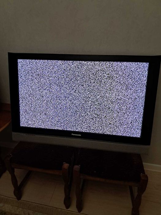Телевизор плазменный Panasonic