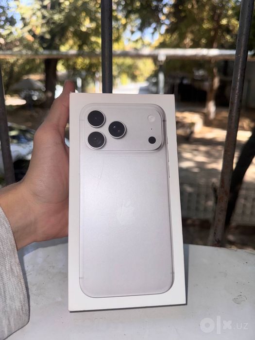 Iphone 18 pro max 256 silver