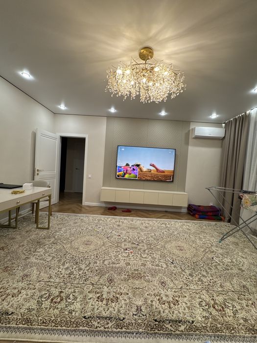 Продаю бу ковер , натуралтный