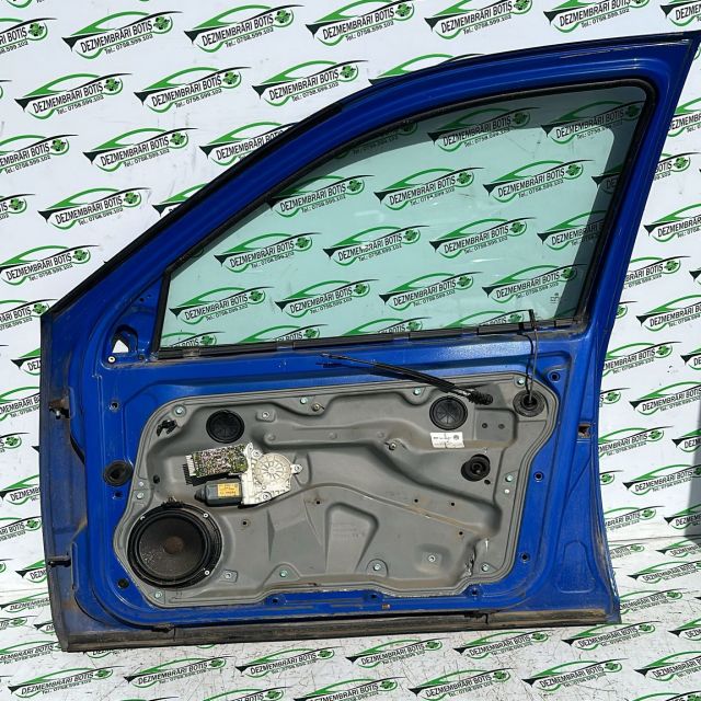 Usa / Portiera fata dreapta Volkswagen VW Golf a 4-a generatie