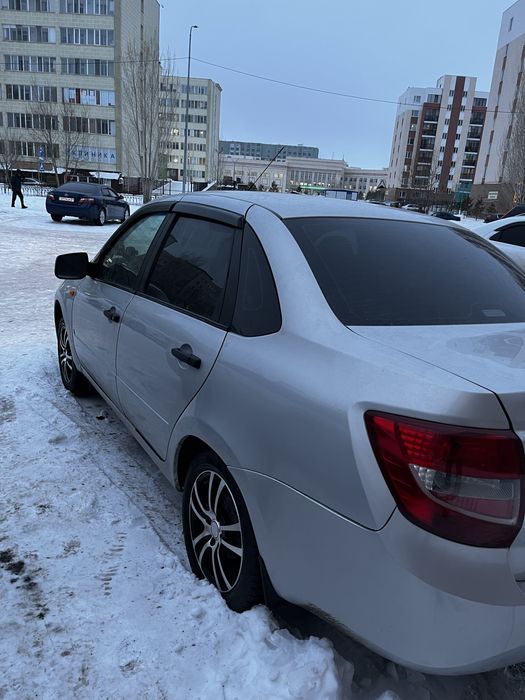Lada granta автомат продам срочно