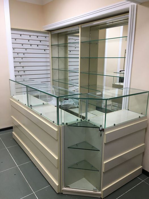 Витрина стеклянная, Oynali vitrina va shkaflar, zakazga yasimiz