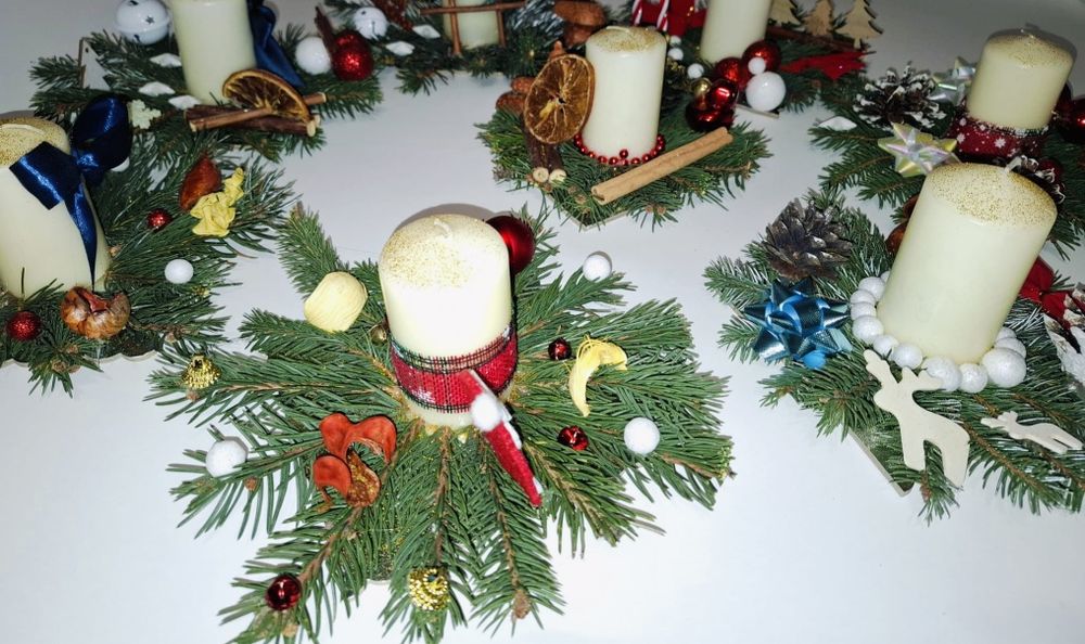 Ornament hand made pentru masa de Crăciun