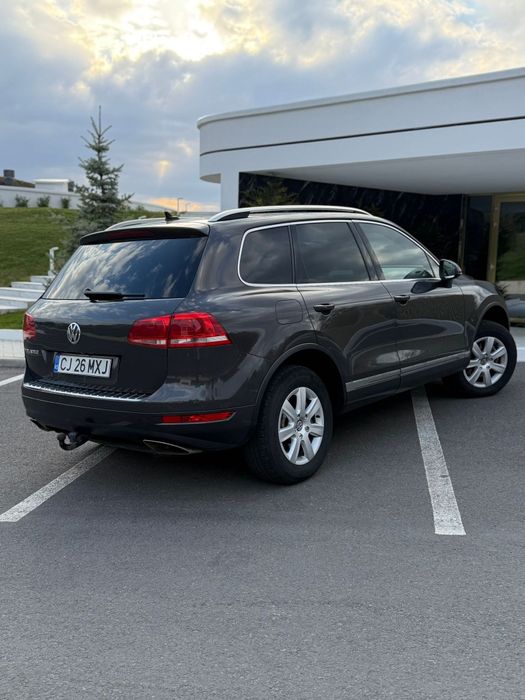 VW Touareg V6 3.0 an 2012 suspensie pneumatica