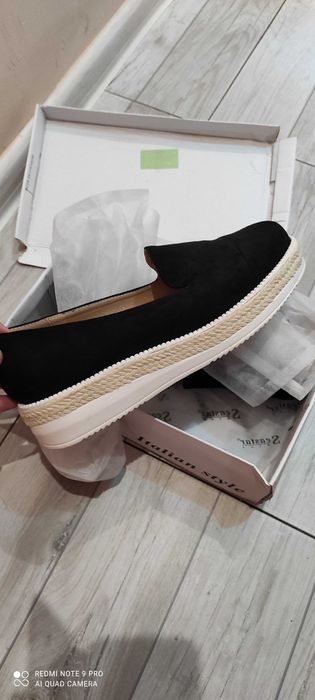 Чисто нови обувки!