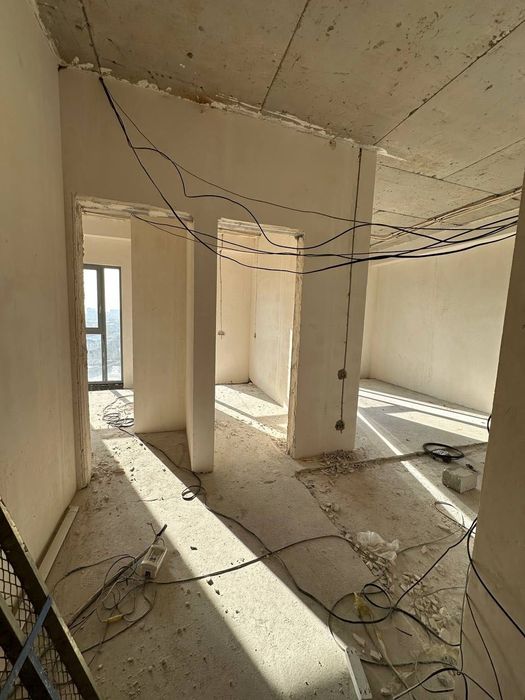 Mirabad Avenue Продается 2 комнатная квартира коробка ул.Кунаева