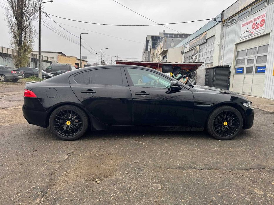 Vand Jaguar XE 2.0 D 2019