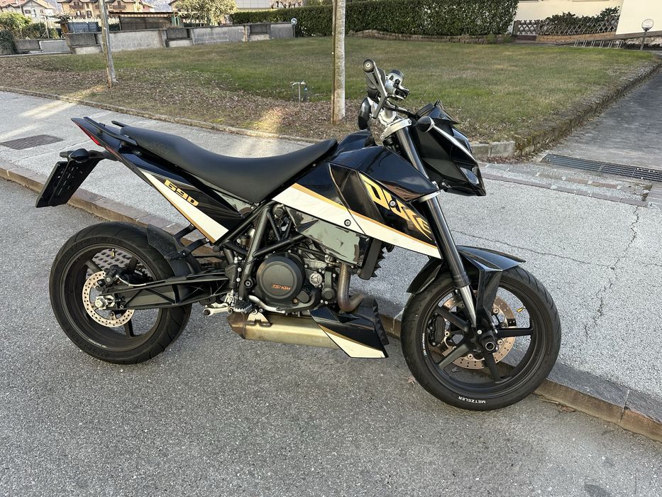 KTM DUKE 690 se poate conduce si cu A2
