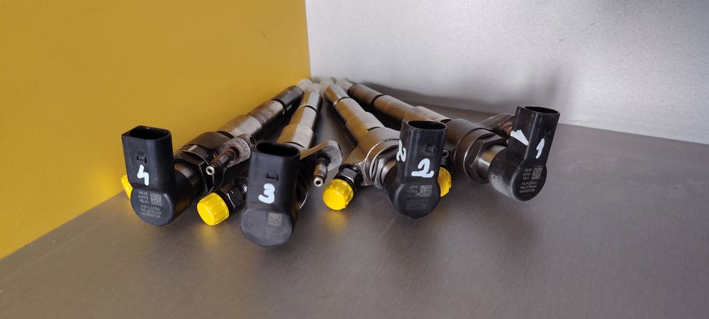 Injectoare Simens VDO Continental 166000372R