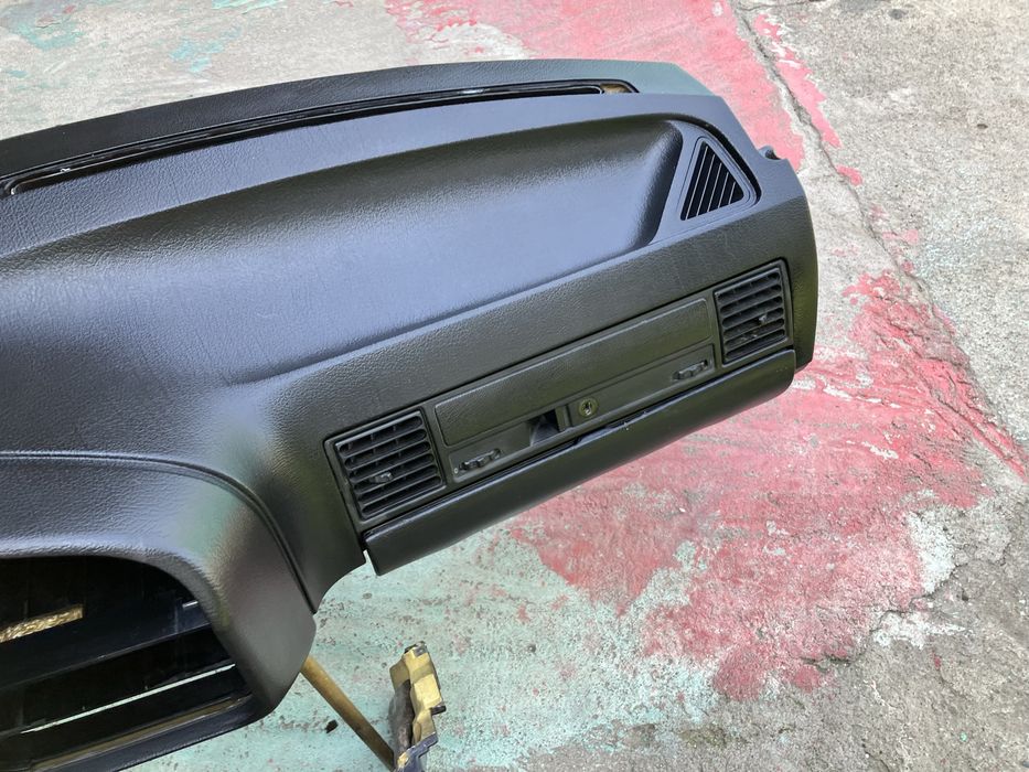 Bmw e36 торпедо