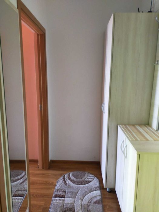 Inchiriez apartament cu 1 camera