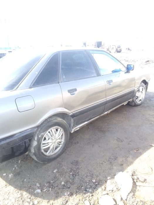 Ауди 80 б3  1990