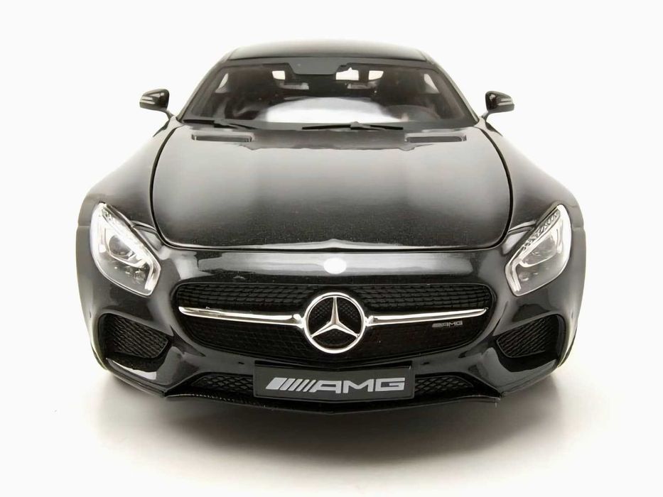 Machetă Mercedes-Benz AMG GT Maisto