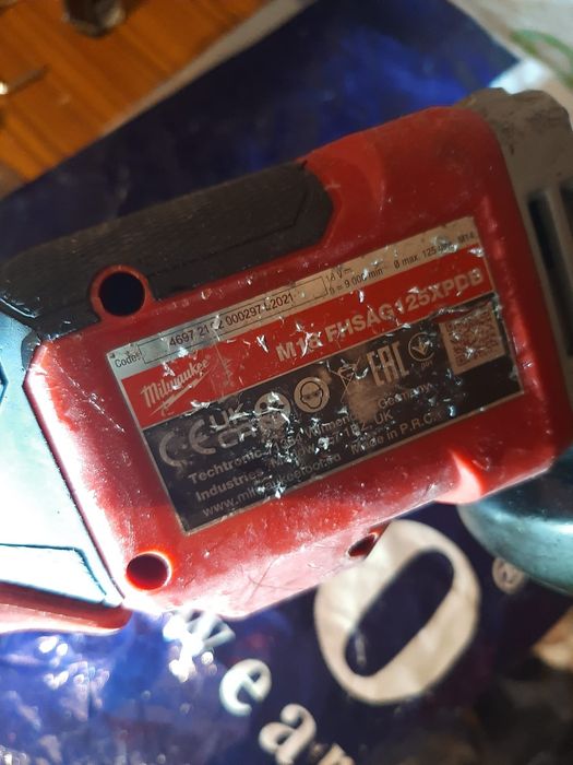 Milwaukee flexpolizor fhsag125 fuel
