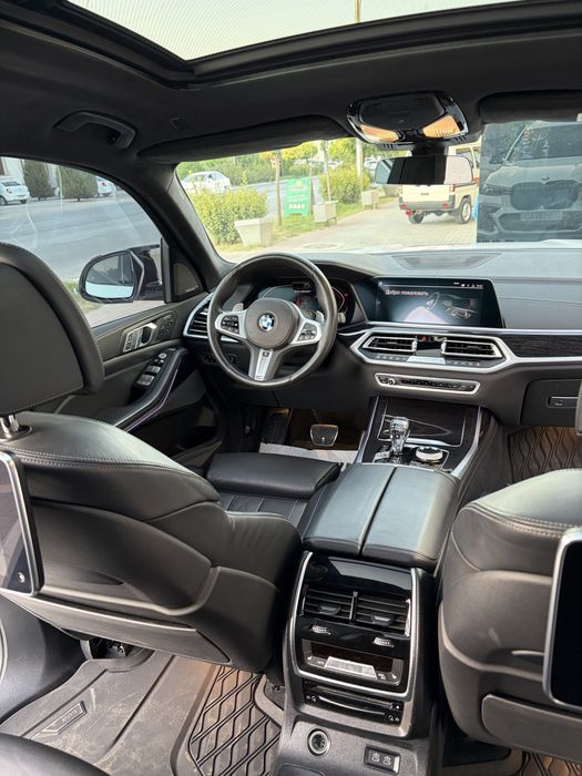 BMW X7 I50 M 4.4 l perfomance