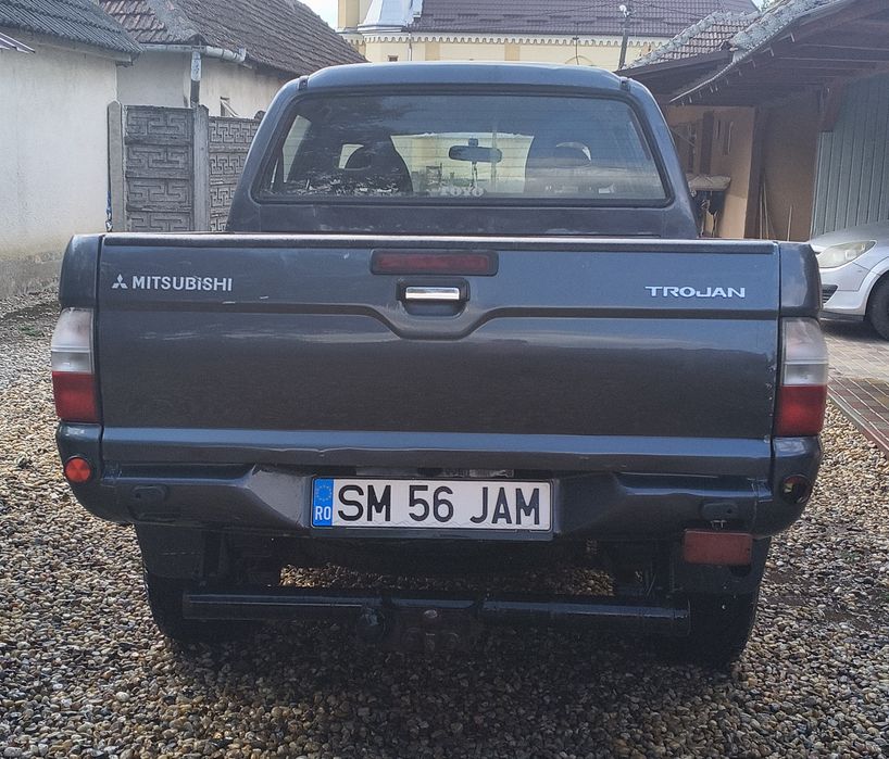 Mitsubishi Trojan L200