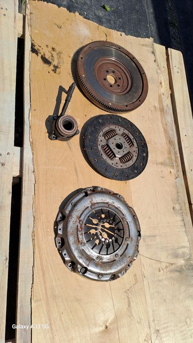 Твърд маховик за 6 скорости 1,9 тди 105к.с