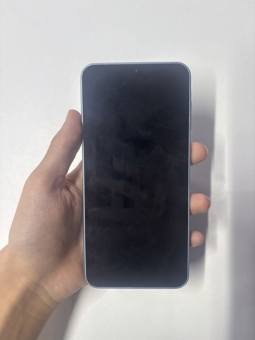 Samsung A17 в идеальном состоянии