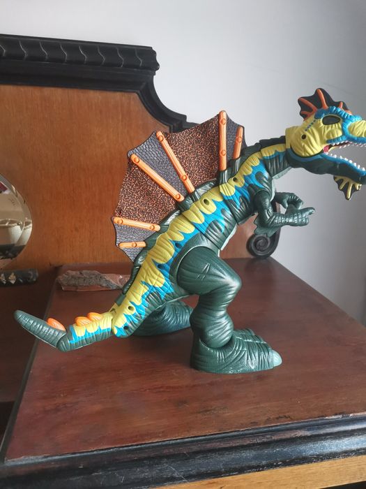 Jucării T Rex, roboti, dinozauri