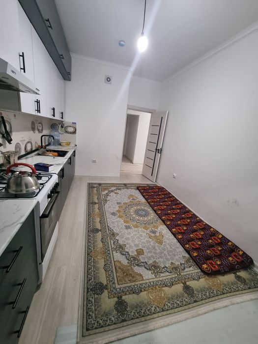 2 xonali kvartira sotiladi