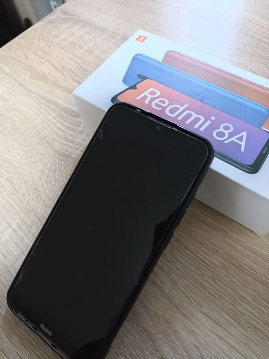 Продам Redmi 8A 2GB 32GB
