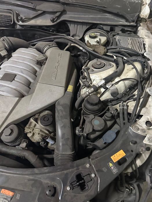 Запчасти на Мерс рейсталинг