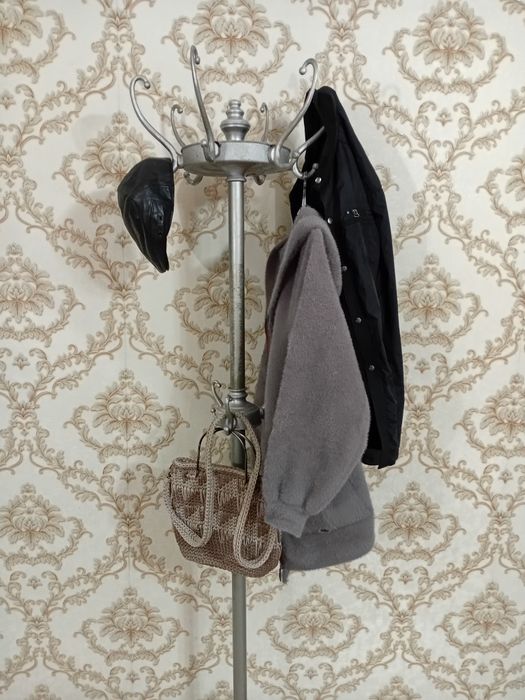 Вешалка напольная