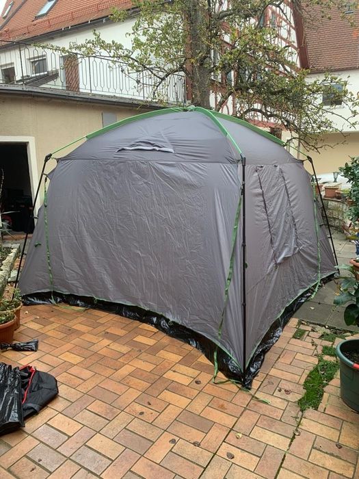 Pavilion camping mare