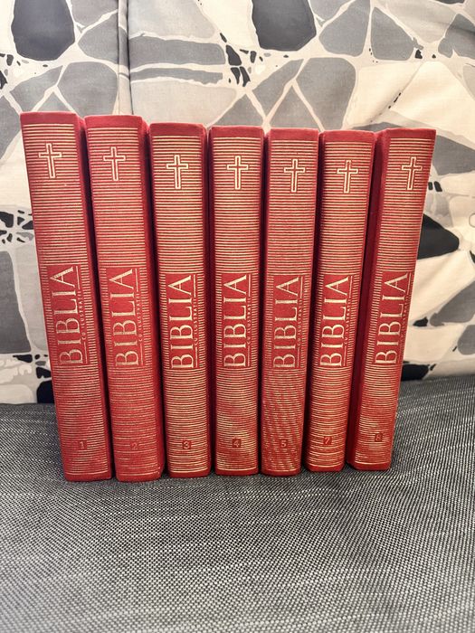 Biblia cu ilustratii 8 volume. Cititi descrierea
