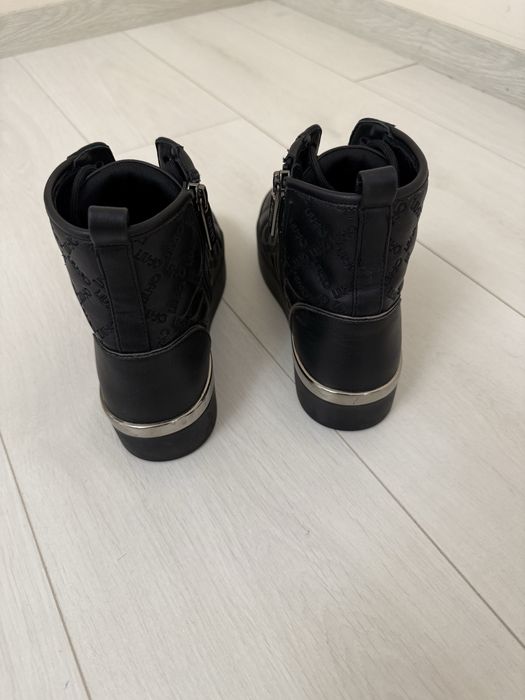 Ghete originale Liu Jo 37